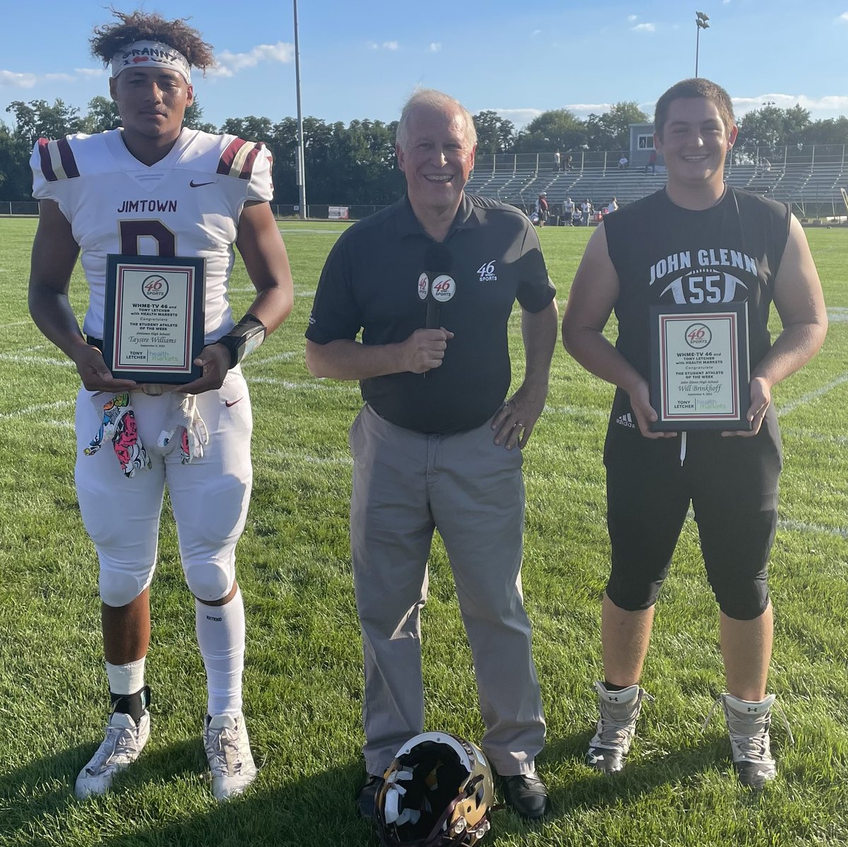 ChuckFreeby's tweet photo. Great to honor our Tony Letcher ⁦@HealthMarkets⁩ student-athletes, ⁦@TaysireW⁩ of ⁦@JimtownFootball⁩ and Will Brinkhoff of ⁦@Glennathletics https://t.co/8Ez4Z82WfY