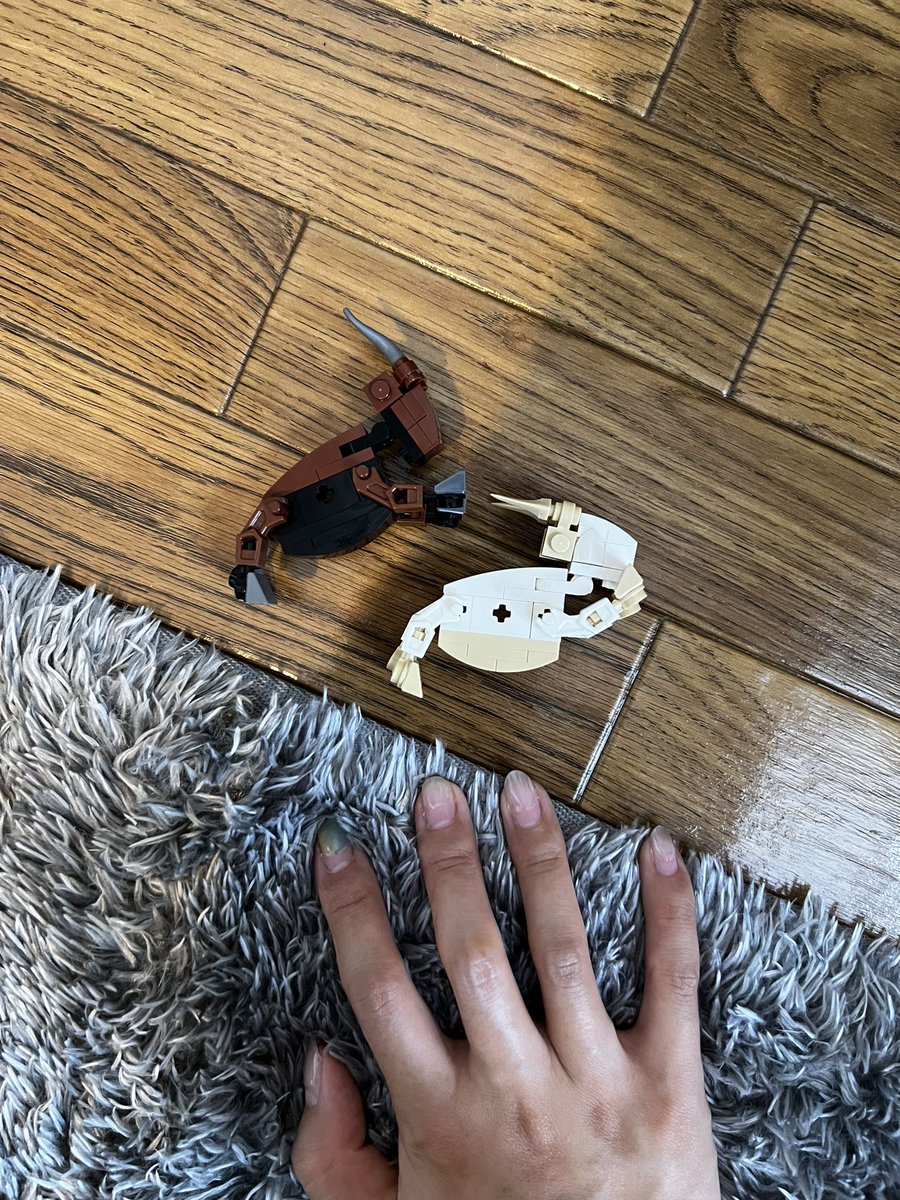 yukiikuy's tweet photo. ヤギーズのデザイン最高すぎる。
足の動きが超良い。
白ヤギさんの耳が片方折れ曲がってるのもポイント。
#Toothgnasher #Toothgrinder
#ThorLoveandThunder https://t.co/CdjmwW9p5y