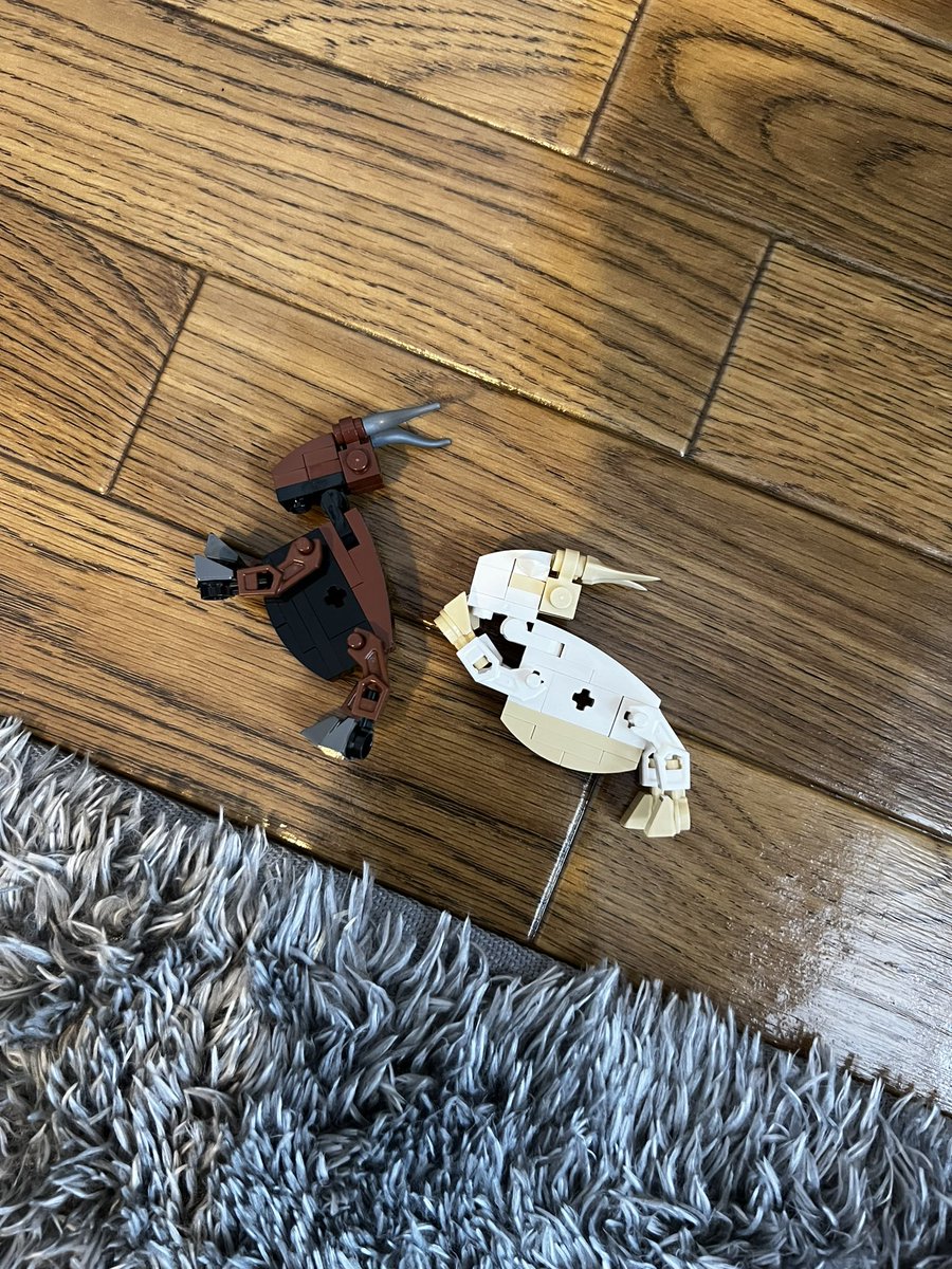 yukiikuy's tweet photo. ヤギーズのデザイン最高すぎる。
足の動きが超良い。
白ヤギさんの耳が片方折れ曲がってるのもポイント。
#Toothgnasher #Toothgrinder
#ThorLoveandThunder https://t.co/CdjmwW9p5y