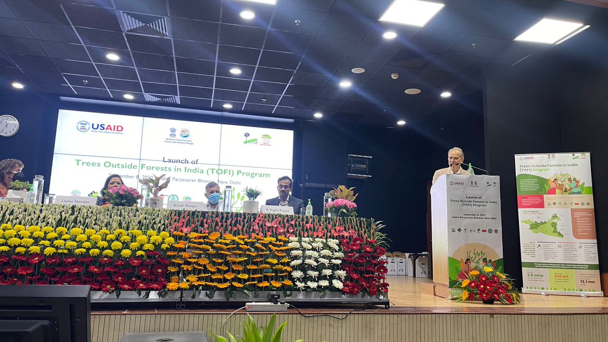 TyagiP's tweet photo. A very promising and inspiring launch event of the TOFI programme by @ICRAF and @USAID. @GravisIndia is honored to be a part of this important consortium and looks forward to its active contributions towards the goal @biradarcm https://t.co/UFChBWZ4Oj
