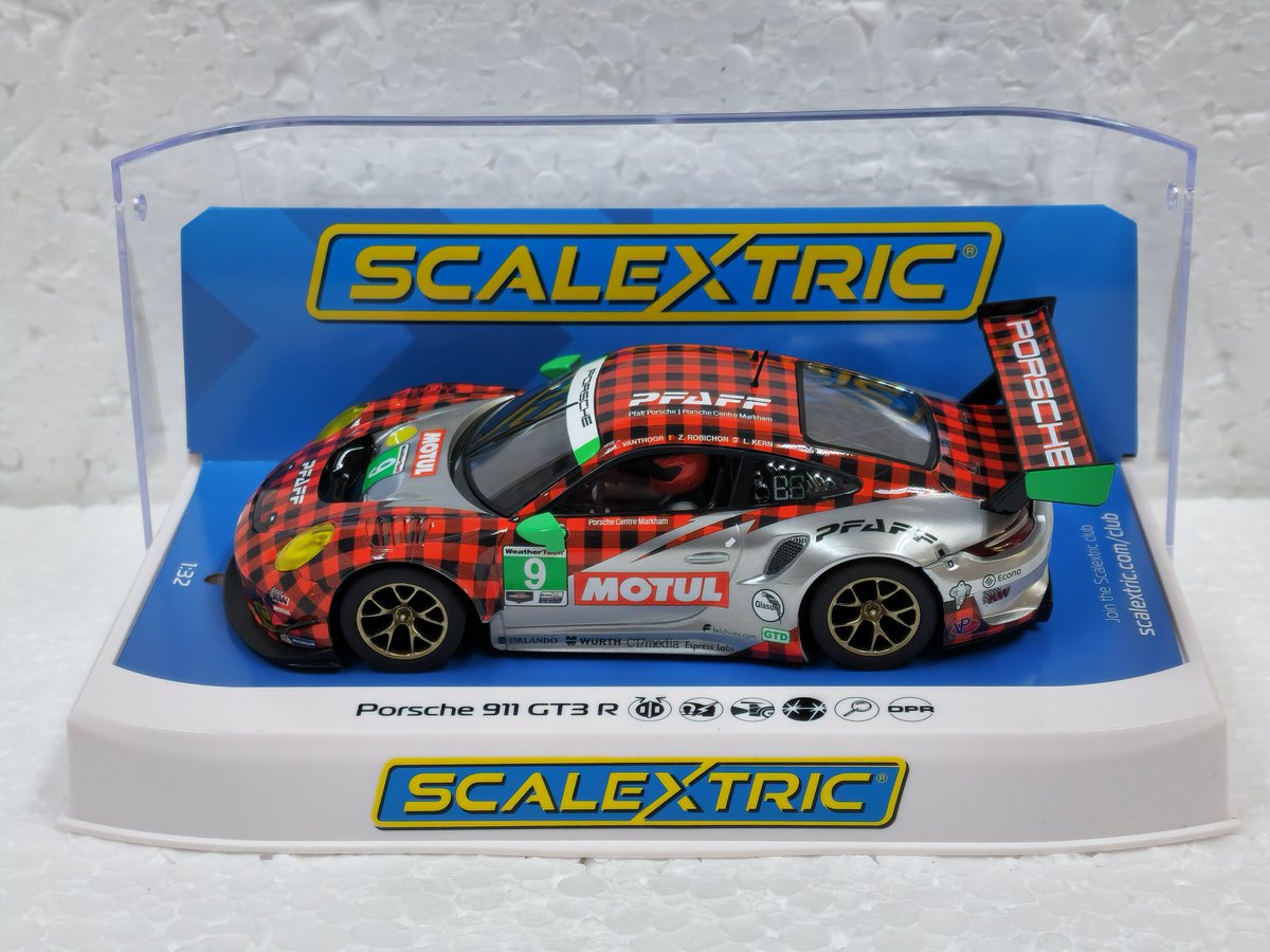 gtslotcars's tweet photo. Product Showcase: C4252 Scalextric Porsche 911 RSR Sebring 12 hours 2021, #9 1:32 Slot Car *DPR*:
https://t.co/FR4iIBFtXe
#slotcar #slotcars #scalextric #porsche #porsche911 #sebring12h #PfaffMotorsports #ZacharieRobichon #LaurensVanthoor #LarsKern https://t.co/OkVxE76t3a