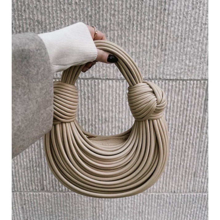 Cabble bag 
Tas kabel gemes 
shope.ee/6f5aXehPCi