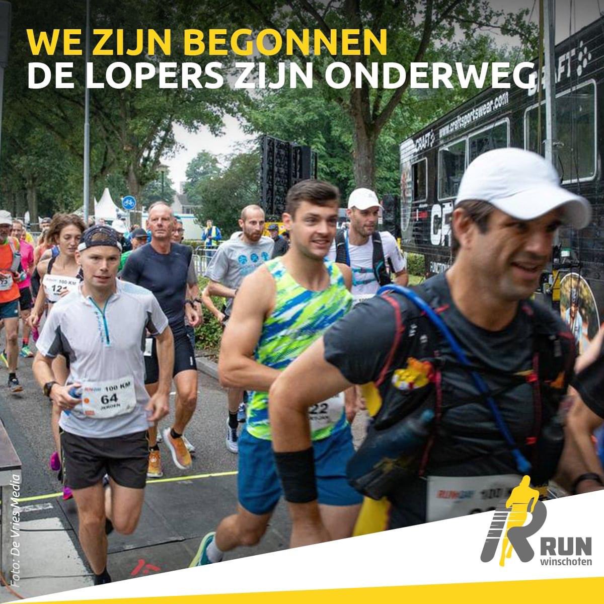 DE LOPERS ZIJN ONDERWEG

De start is goed verlopen, het eerste startschot voor de 100 km werd gegeven door burgemeester Cora-Yfke Sikkema. Daarna werd het startschot gegeven voor de lopers 50 km en de estafetteloop 10x10 kilometer.