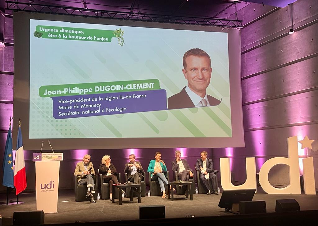 UC_IDF's tweet photo. « En France, la construction urbaine s’est faite de manière horizontale en tâche d’huile. La limitation de l’étalement urbain devient indispensable pour des raisons climatiques : il va donc falloir accepter une forme de densification de la ville ! » @JPDugoinClement #ReimsUDI https://t.co/yJb5NSawaL
