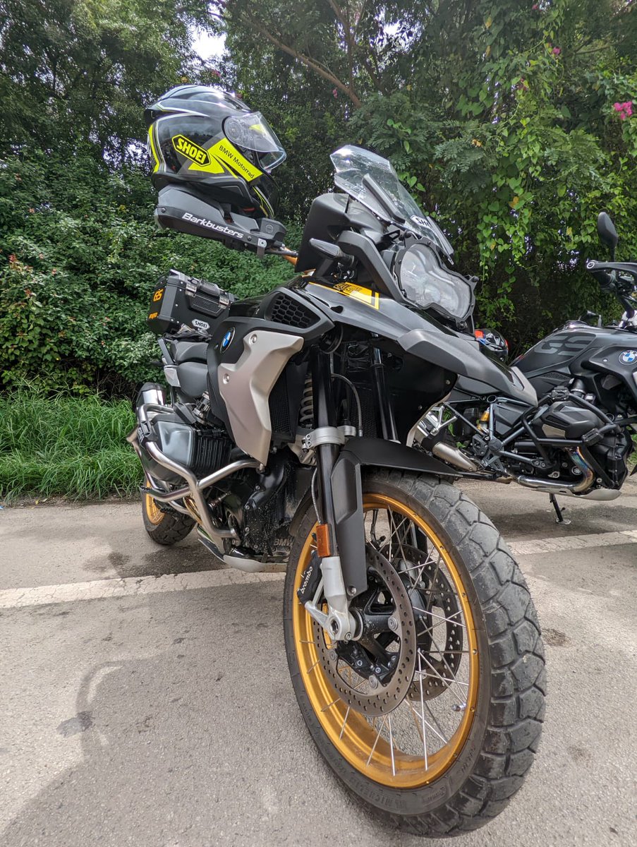 MoT_Bikers's tweet photo. Today's breakfast ride to Mayura. Addition of new GS 1250 to the heard. Congratulations to @ShalinShukla1 #BMW @BMWMotorrad https://t.co/GkYxwDi1Jp