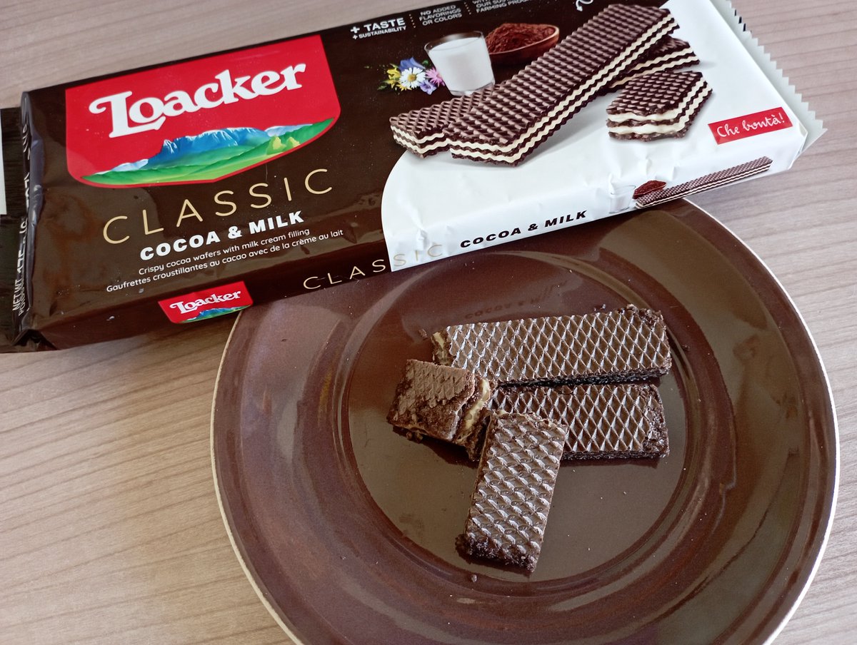 mercesori's tweet photo. Muy buenas amigos curiosos del mundo del #TeTesteo 2.0. Hoy, en Testeos sin tapujos y en menos de 1 minuto, voy a hablar de los Barquillos Classic Cacao&amp;Milk de @LoackerUSA. 
¿Eres fan de las galletas de #barquillo? Entra en mi vídeo https://t.co/pMLYHTA9Qc. https://t.co/lSed2IJsuR