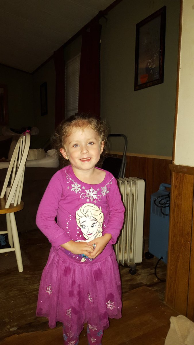 TattedBarbie82's tweet photo. #MyBaby #Minibarb #Sept30 Will be her 11th Birthday.. Crazy Madison and #papabear share a Birthday!! https://t.co/Jc3DnoFhUW