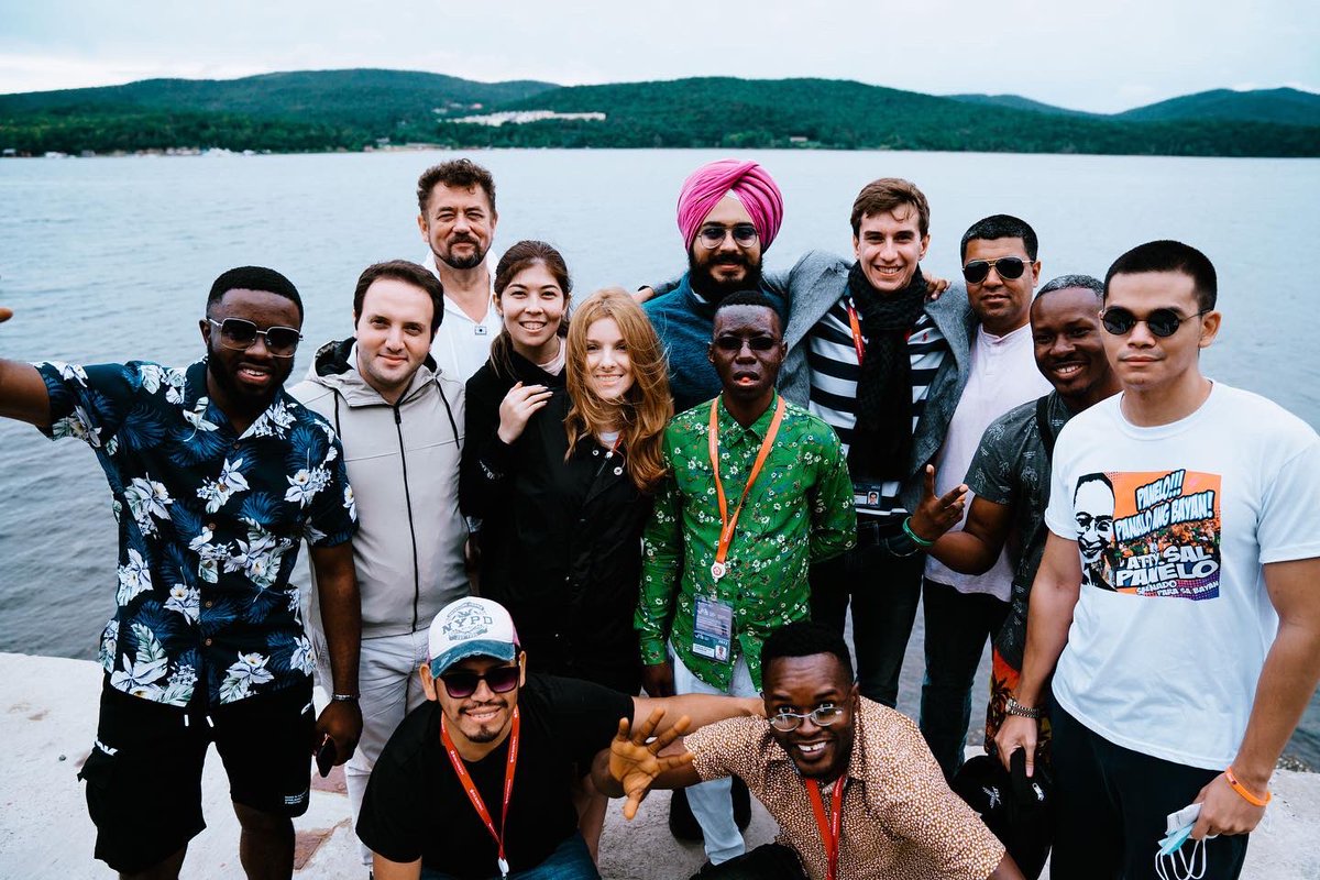 Friends for Leadership tweet media