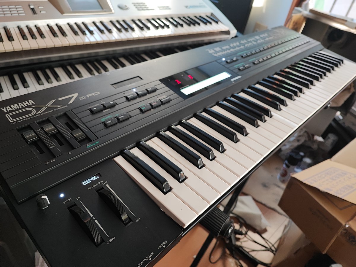 f_moriya's tweet photo. #YAMAHA #DX7IIFD 完了とする https://t.co/VT1Tpk0ynB