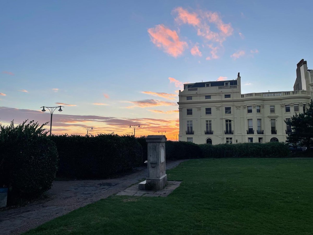 annacedmonds's tweet photo. Beautiful evening last night presenting my #PhD 3D immersive locative #soundwalk ‘Re/collections’ to the public with @rth_brighton and @echoesxyz this time for #heritageopendays 🎧 I will be there again today, come say hi!
#heritage #historytour #3daudio #immersive #mobile https://t.co/acS6NOhmQ2