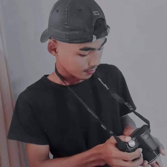miN13700's tweet photo. KoAungKoKoLwin &amp; KoHeinZayAung, 2 members of Dawei Youths Revolutionary Movement Strike Committee (DYRMSC), were arrested by junta soldiers on Sep 9 &amp; 10. KoAungKoKoLwin was first arrested on the street, and then KoHeinZayAung was arrested at home this morning.
#2022Sept10Coup https://t.co/6pABJswBGq
