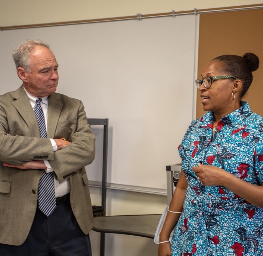 Ahkinyala's tweet photo. Happy to share the good news about VUU's School of Arts and Sciences with Senator Kaine today- Panther Pride 🥰 https://t.co/ckPHWRryRo