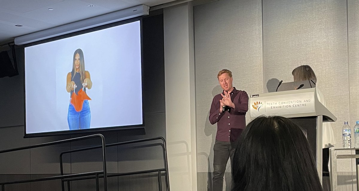 Louise Capper tweet media