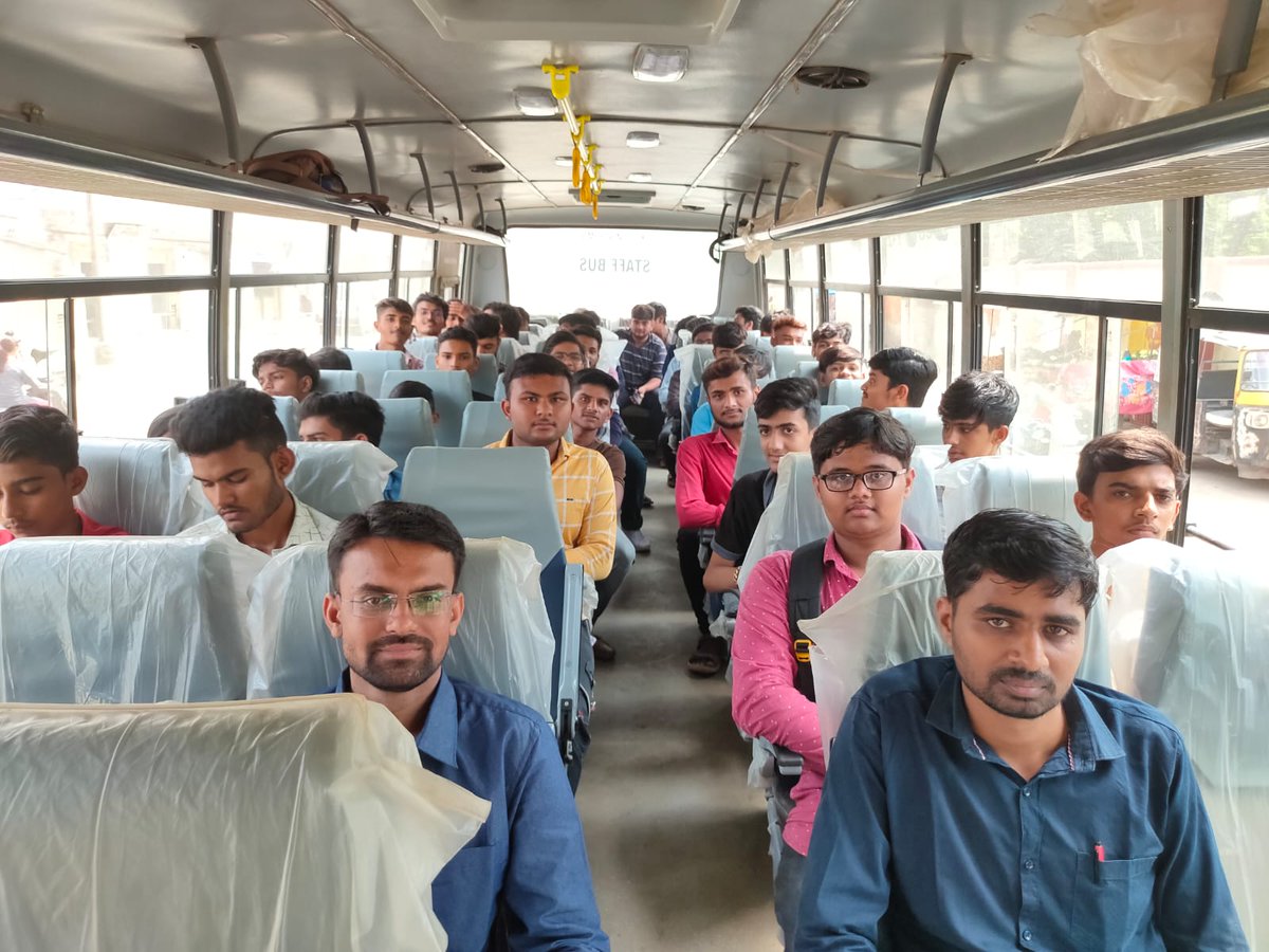 rpbhatti's tweet photo. To Motivate DST Training in ITI Junagadh,Gujarat, Trainees of ITI  are at Austin Engineering Co. Ltd Patla junagadh, the leading Bearing manufacturing Co.
Transportation provided by Co. 
@DETGujarat 
@DGT_MSDE 
@GSDMOfficial 
@suraj_1699 https://t.co/SxiSM4LBtz