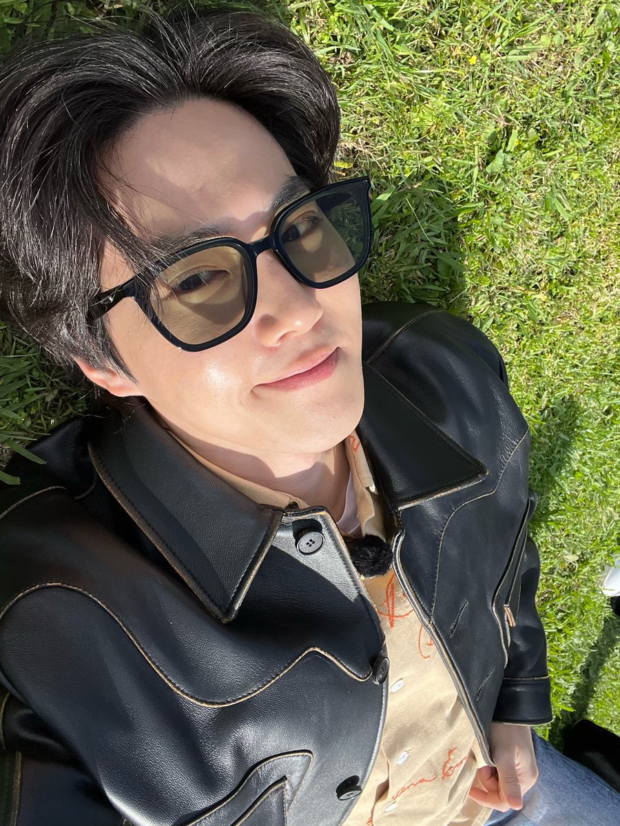 🐰💌 Juncotton
Have a great Chuseok, EXO-L!
Eat a lot of delicious food ㅎㅎ

#Suho #수호 #준면 #スホ #金俊勉