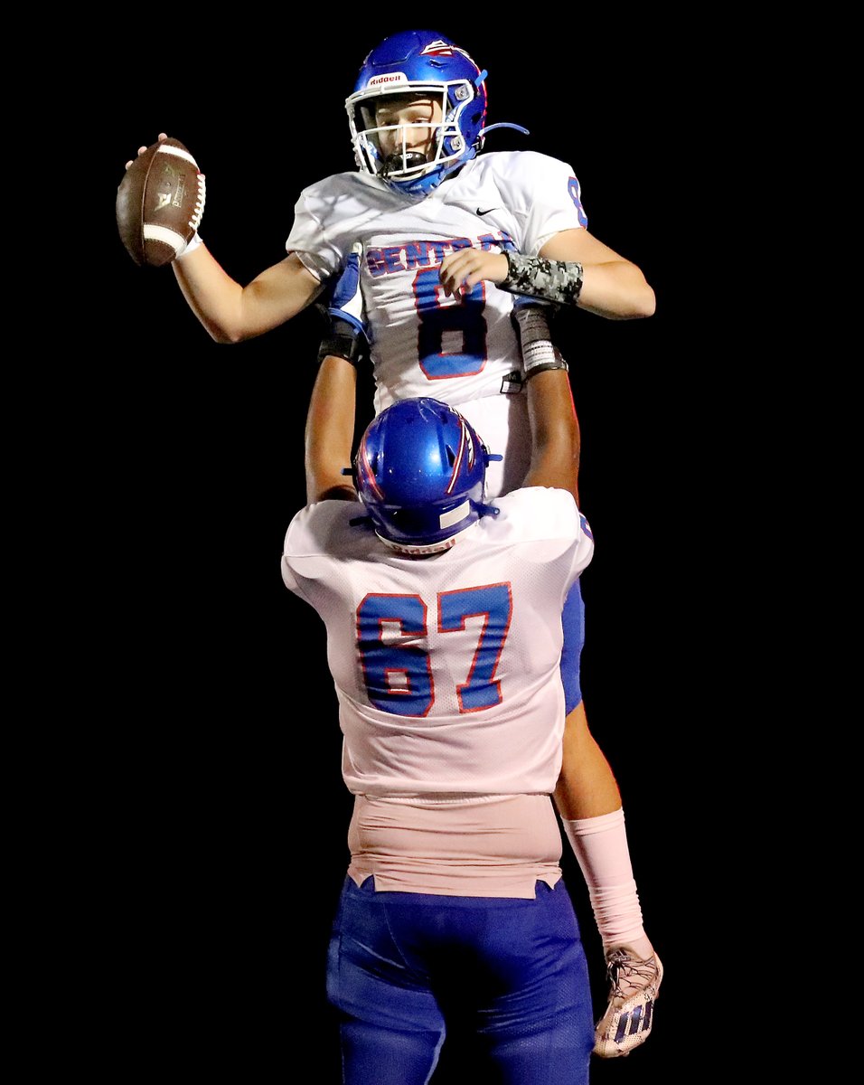 RichmondRsports's tweet photo. HIGH SCHOOL FOOTBALL
More pics from Madison Central's win over South Laurel on Friday in London
@MCentral_FB https://t.co/LsmKZ3xtz9