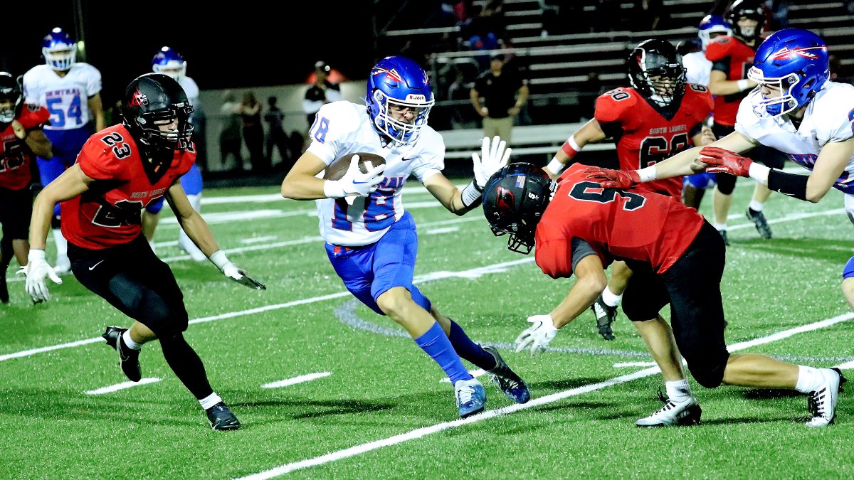 RichmondRsports's tweet photo. HIGH SCHOOL FOOTBALL
More pics from Madison Central's win over South Laurel on Friday in London
@MCentral_FB https://t.co/LsmKZ3xtz9