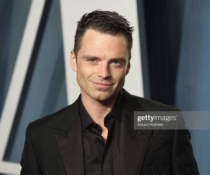 PaulePLN's tweet photo. He looks SO GOOD in these different styles this year 🥺✨ #SebastianStan https://t.co/jUU4hdxDyj