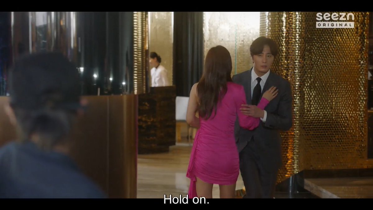 cloudramas's tweet photo. &amp; also their chemistry in this scene!!!!! aaa i keep rewatching this scene for a few times, i feel butterflies bcs they really look good together ksjdfs

#GoodJobEp2 https://t.co/l2SiMO1AMR