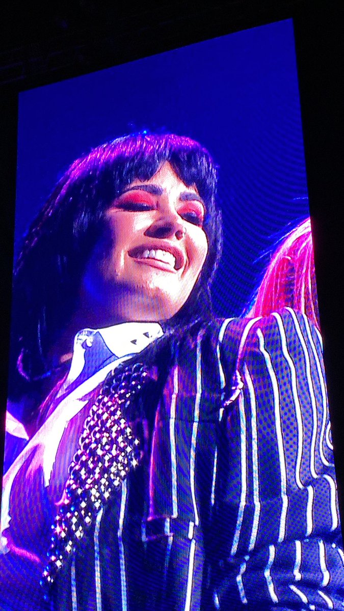 uniclovato's tweet photo. The Demi’s smile today is something that i will NEVER forget https://t.co/giPvPcxd5V