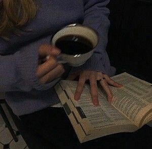 ouraniaysl's tweet photo. tea and relaxation https://t.co/0N8vPseSEi