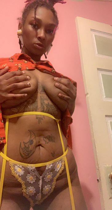 FaceTime✨😍 $5 https://t.co/7tHpfSrJXn<a href="/tag/sextpanther"class="tags"><span>#sextpanther</span></a>