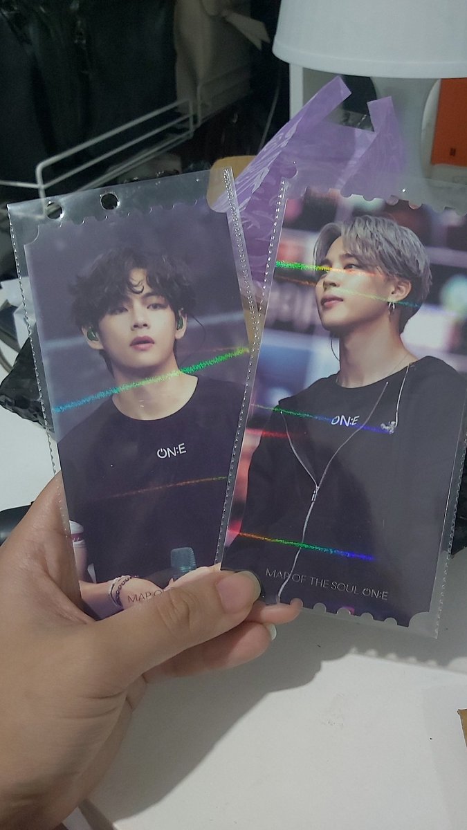 arjsmch_'s tweet photo. Thank you so much @jakeyy_bns They arrived safely 😊❤ 

#jakeyy https://t.co/iZq3KWWqM3