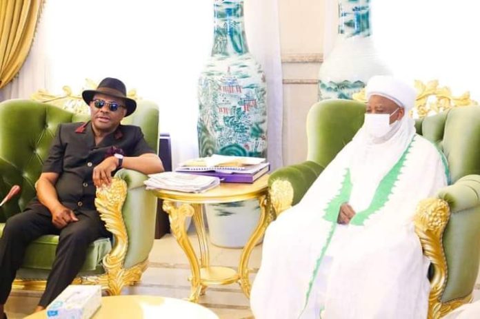 Os_Primetv's tweet photo. Wike Hosts Sultan Of Sokoto Muhammadu Abubakar In Port Harcourt
https://t.co/lAbfNm5W5I #Wike #Hosts #Sultan #Sokoto #Muhammadu #Abubakar #PortHarcourt https://t.co/d1ss4RjAZ4