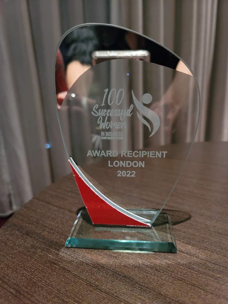 LuRussiaCain's tweet photo. This happened in #London...

Thank you to the 100 Successful Women in Business for this wonderful recognition, and for supporting women in business around the world.🇬🇧 #100successfulwomeninbusiness #DrLuRussia #award #globalbusiness https://t.co/Dln1g4AOjN