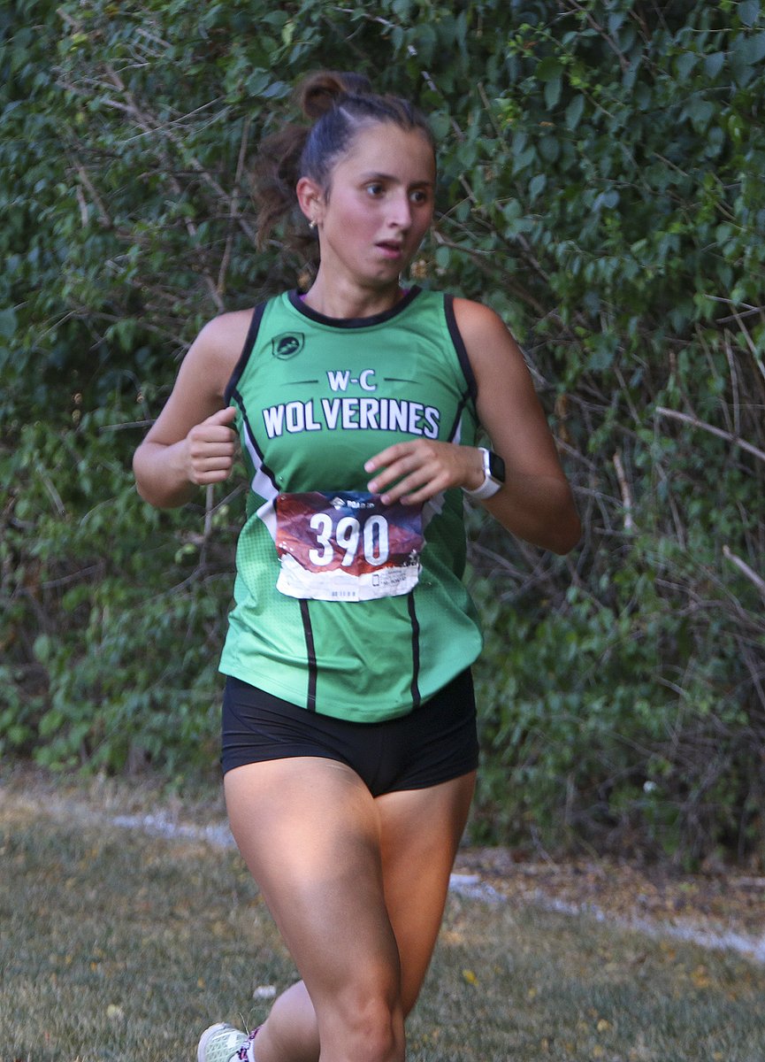 SCIStephanie's tweet photo. XC: Lena Eschiti and Grant Eschiti of @wcpawpride were among the Wolverines at the Milford Invite. #wcpawpride #finishthecourse https://t.co/vsM2h6NdZn