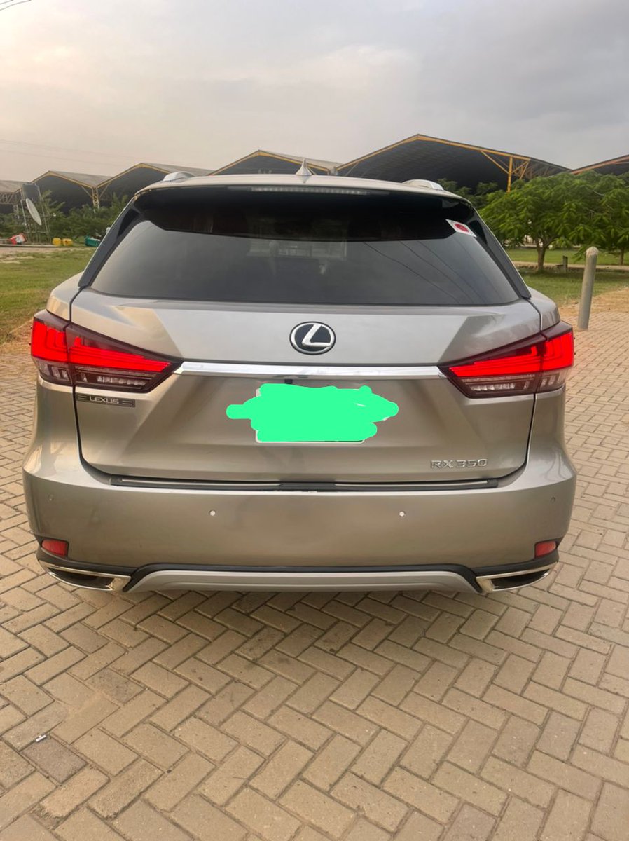 Emmyeddy6's tweet photo. Fastest finger
Owner need cash
Want to travel
2021 model
Rx350🔥🔥🔥🔥🔥
Few months used
Buy and drive
Price:22m
Location:  mowe ogun state

Note: All documents are complete and it's from direct owner,no long chain

#SHUTDOWN
Gowon
Biafra
#EPL 
#EndSARS https://t.co/uv1i1TAvTt