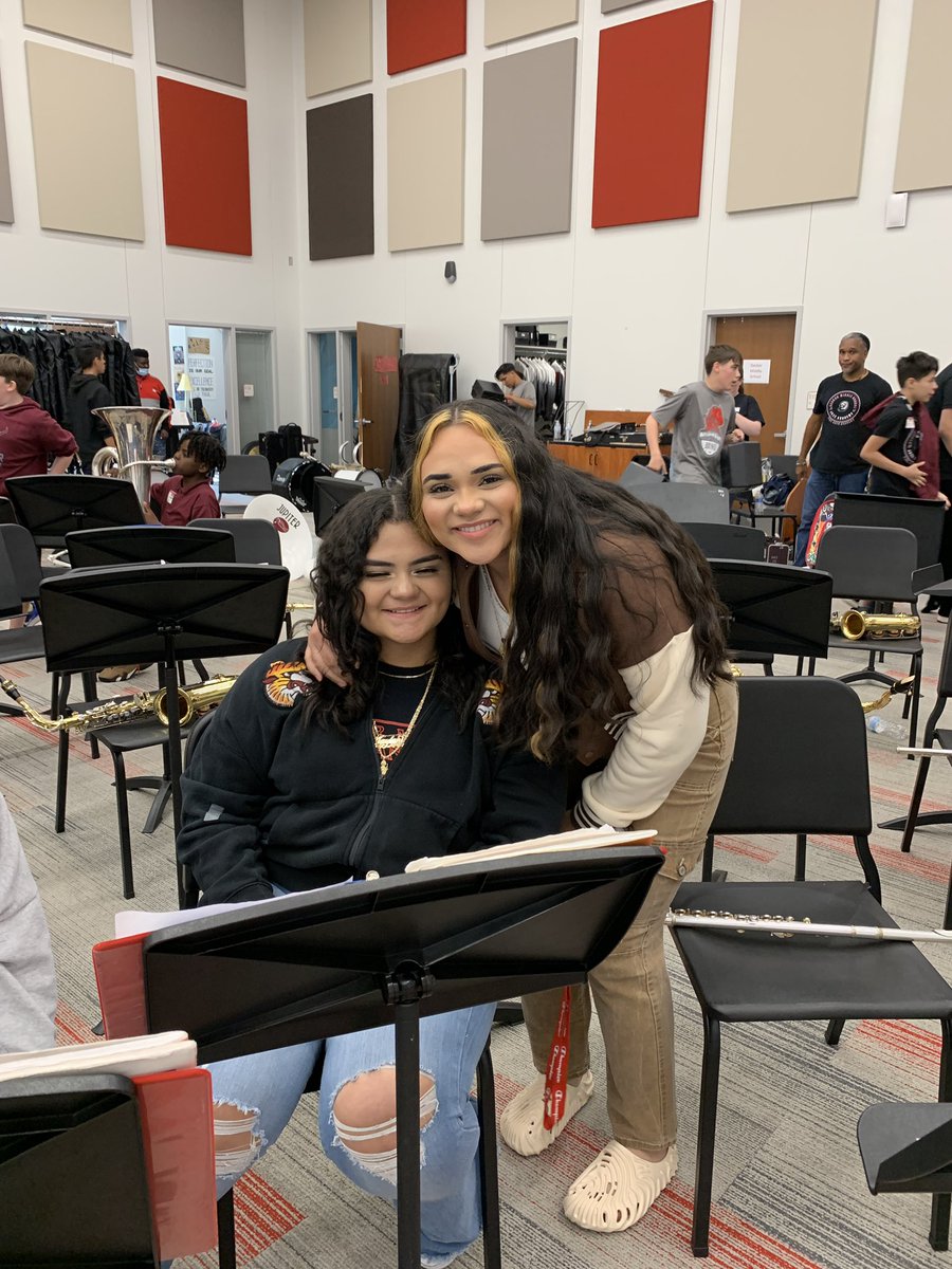 We have many more pictures but we’re just so fortunate to have wonderful current and former students. Your directors and parents love you and we are proud of you! #mmsbands <a href="/Manor_FA/">Manor Fine Arts</a>