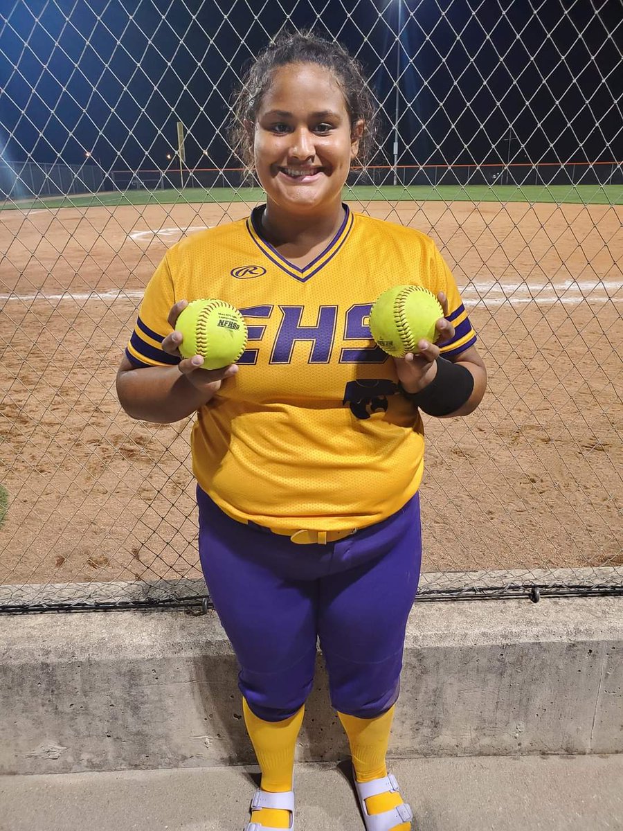 ButlerMadisen's tweet photo. What a fun day! I finally got in a groove and started hitting again. I have been struggling...I won't lie...it's been rough moving to a new school and team. I don't want to let down my new teammates. 💯🥎🔥 #solohr #3runbomb https://t.co/jPsXs5UfMK