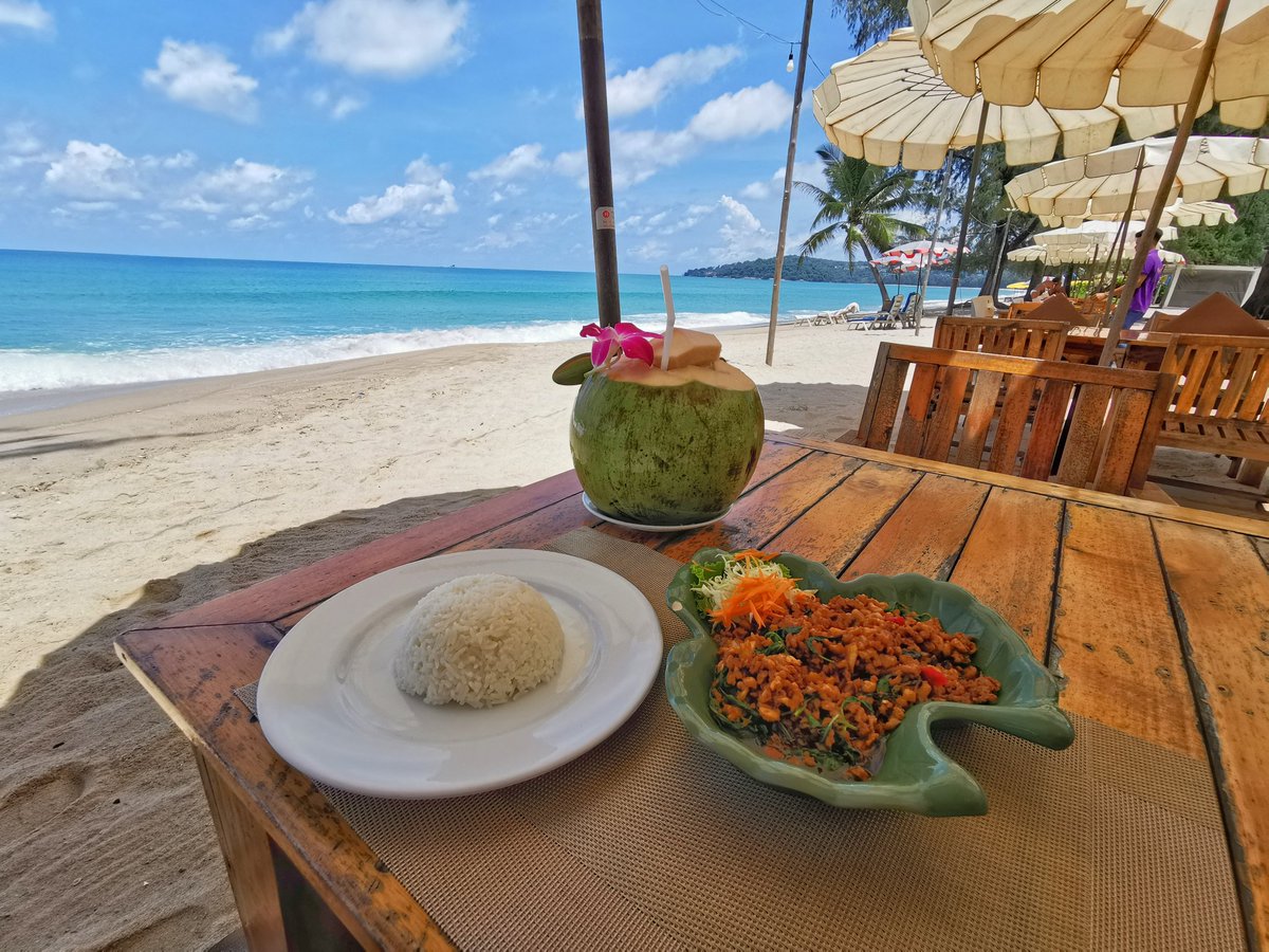 Phuket Sammy tweet media