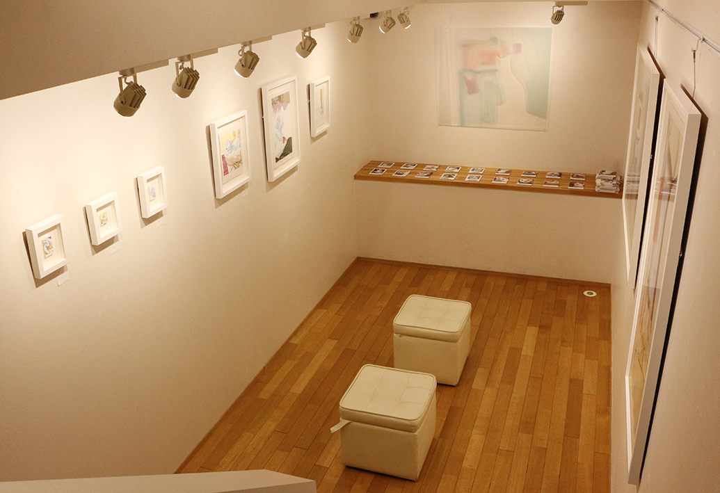 HFG_ginza's tweet photo. 本日より開催！第10 回FEI PRINT AWARD大賞者「三宅葵 個展　- 日常に潜む煌めき-」展

☆作家在廊予定日☆
10日（土）、17日（土）、28日（水）　午後～
＊変更になる可能性もございますのでご了承下さい。
ーーーーーーーーーーーーーーーーーーーーーーーーー
https://t.co/Gw4e070fQX
#art #版画 https://t.co/35iZsmzZQV