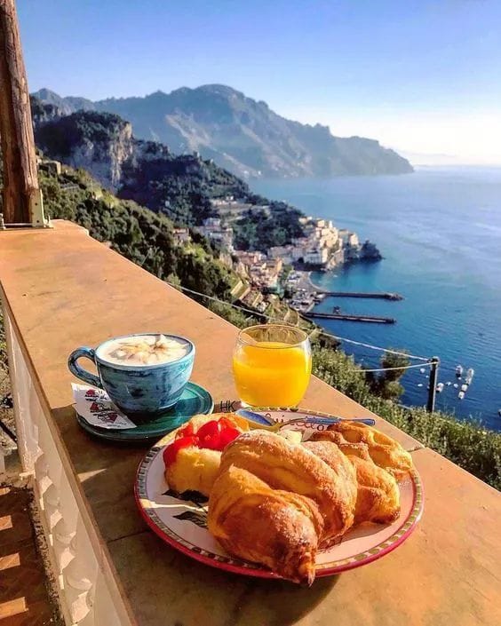 youngever454676's tweet photo. Καλημέρα με υγεία και ηρεμία☕️🤗❣️🦋🍄🌹😘🥰 https://t.co/cQIMyYX1Vp