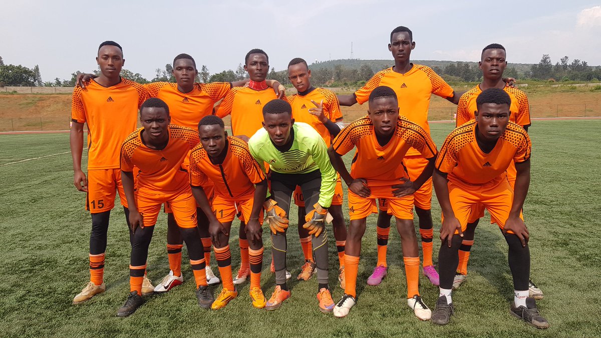 TheTorchRwanda's tweet photo. Amakipe: SKYKINE yo ku Cyeru,ST Trinite ya Rwakibirizi,Bugesera Wfc ya Kamabuye,4Stars ya Mayange.Iyi weekend aratangira urugendo rwo guhagararira @BugeseraDistr kurwego rw'Intara. Ariko ubushobozi nihafi yantabwo,abatuye n'abakorera i Bugesera Mwakora Geste, Bakeneye transports https://t.co/JUIPY9Da0f