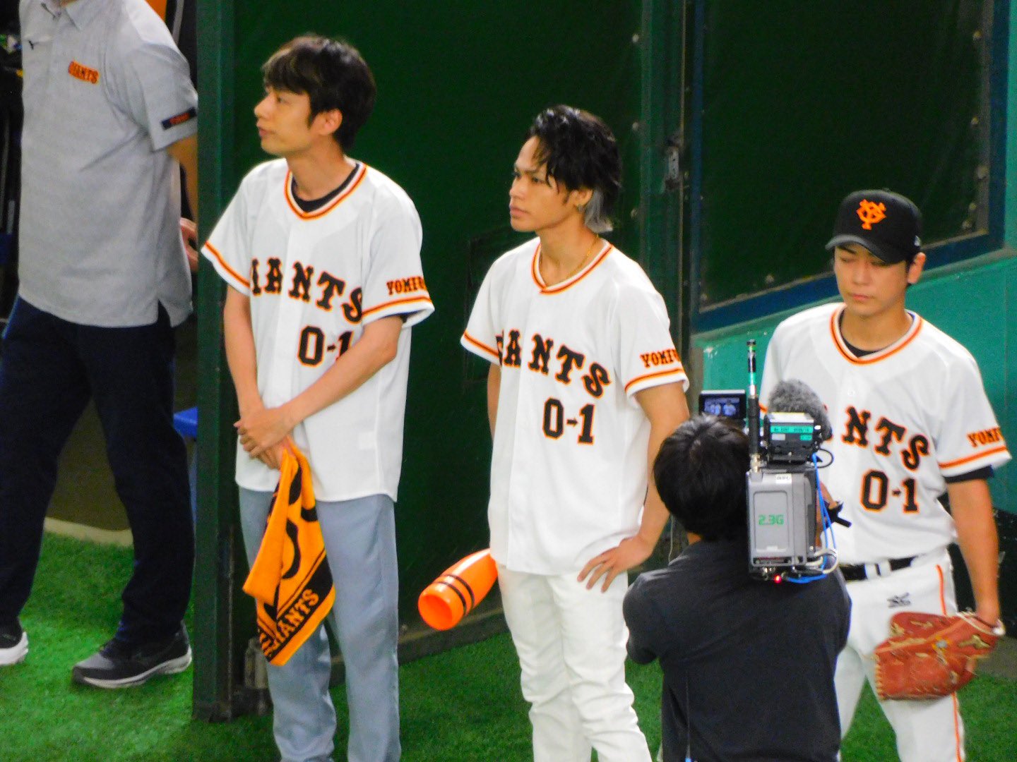 FcRRY-maUAEkeUF?format=jpg&name=large