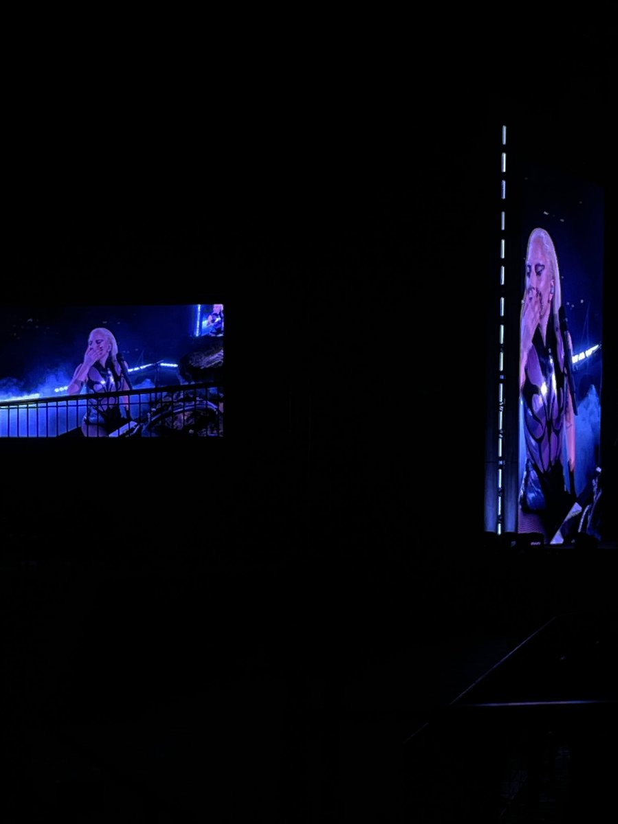 imsawaN06's tweet photo. can't believe a week has gone by 😢
#ChromaticaBallJapan #ChromaticaBallTokyo #ChromaticaBall #LadyGaga @ladygaga https://t.co/OpbGVgFLl5