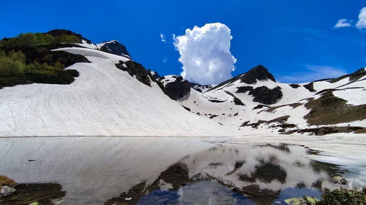 Красоты России on Twitter: \"Безымянное озеро в Архызе\"