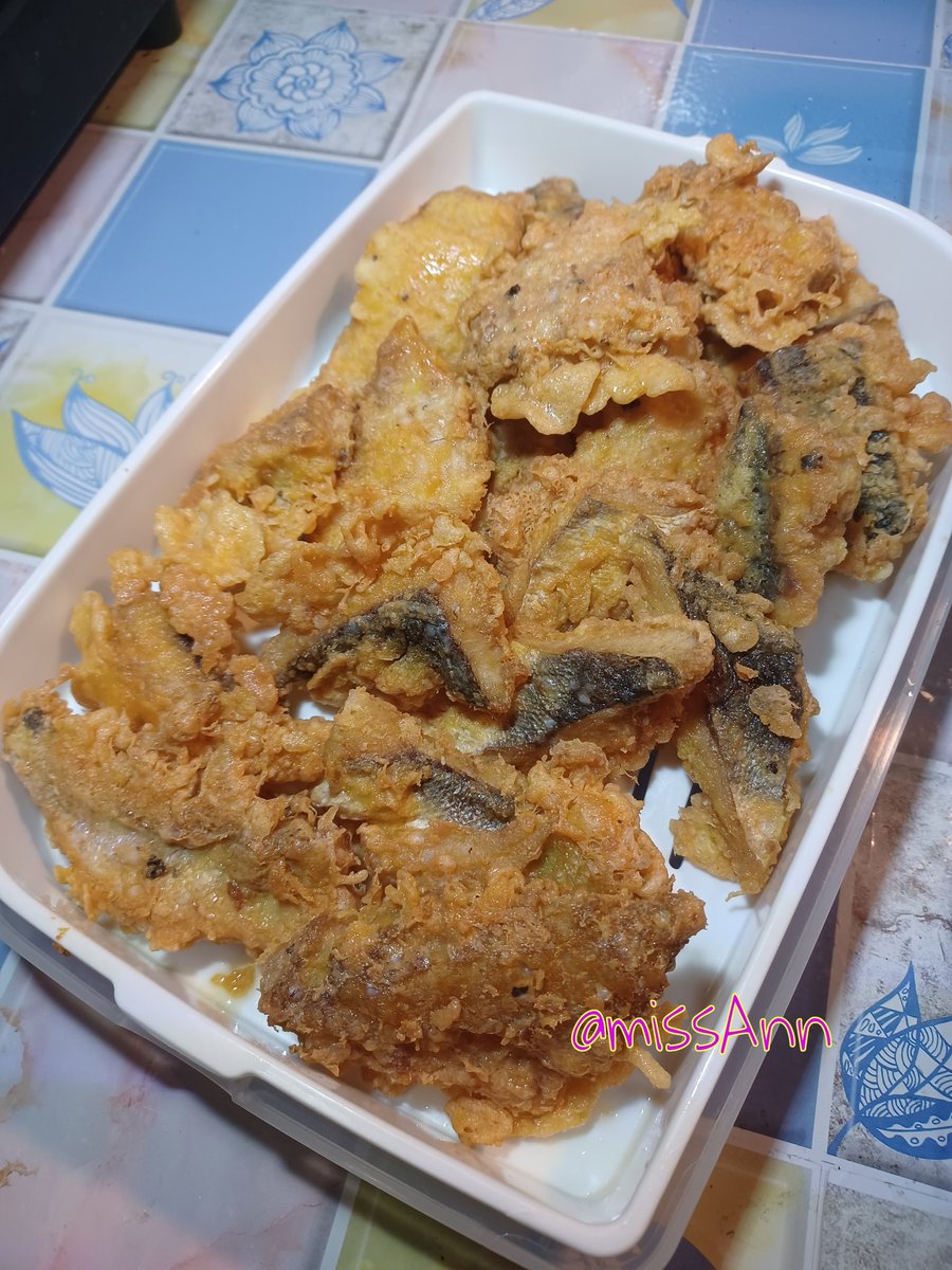 MAnnessentials's tweet photo. Fish Tempura🐟🐠

The name tempura comes from the Latin ad tempora cuaresme, which means 'in the time of Lent'.

It's really a satisfying dish. It goes well with ketchup, sweet and sour sauce, tartar sauce, or anything you like😄

Enjoy eating🥰🎉🥂

#tempura #fishfillet #foodie https://t.co/VV6TXJKNEC