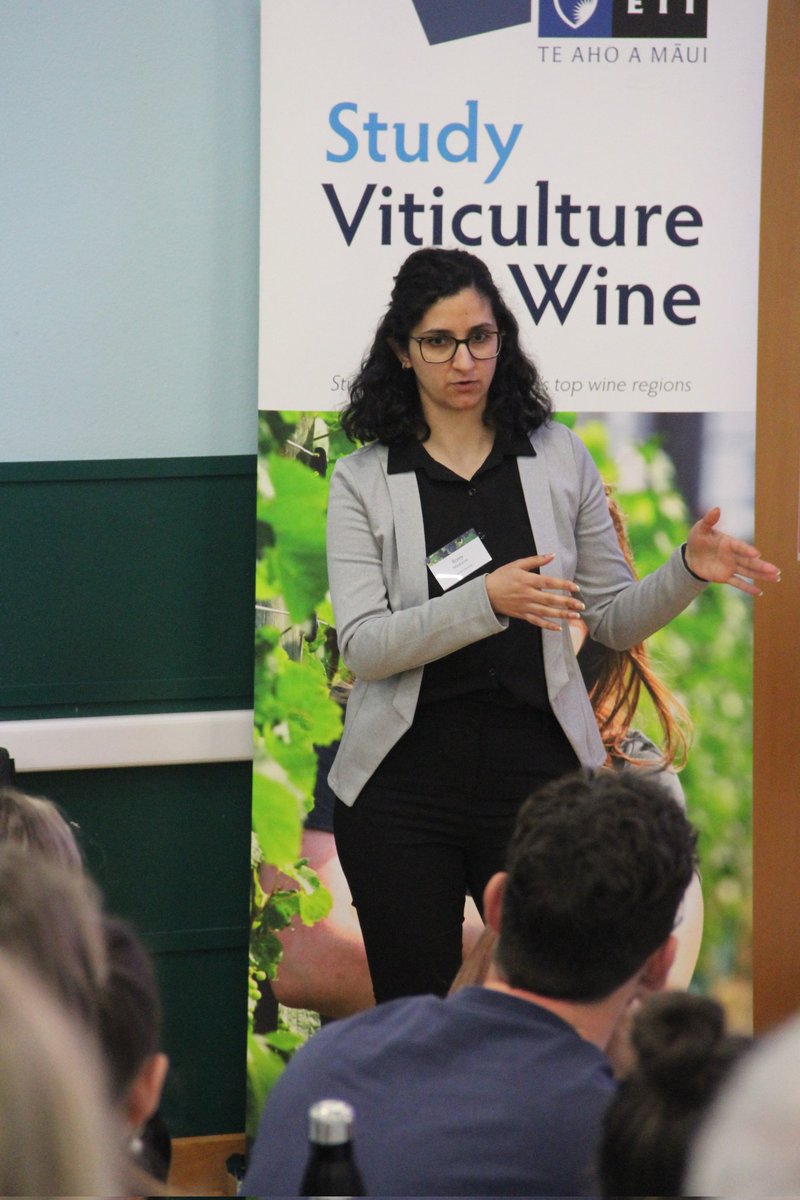 Romy_Mouka's tweet photo. It was a great opportunity to present my work face to face at the EIT symposium last week and meet other academics and experts in the industry!
#mycorrhizalfungi #pinotnoirprogram #viticultureandenology https://t.co/AiScHihrtU