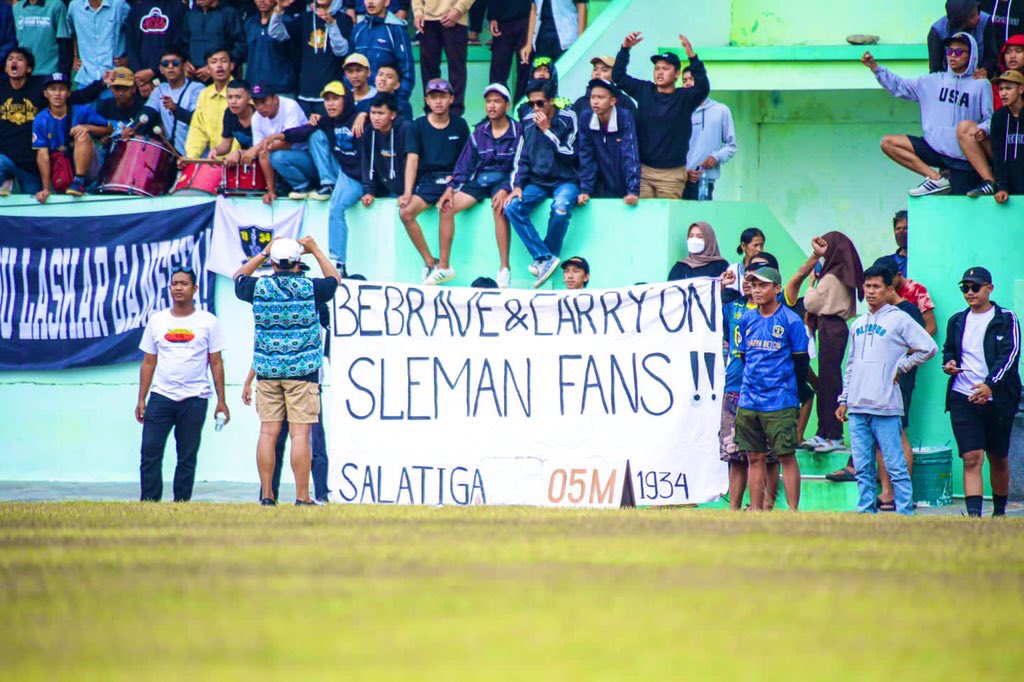 Karna sejatinya sepakbola adalah hiburan dan alat pemersatu bangsa bukan sebagai ajang kriminal atau saling beradu siapa yg paling jago dengan menghilangkan nyawa 🤝
#LaskarGaneshaxLaskrSembada