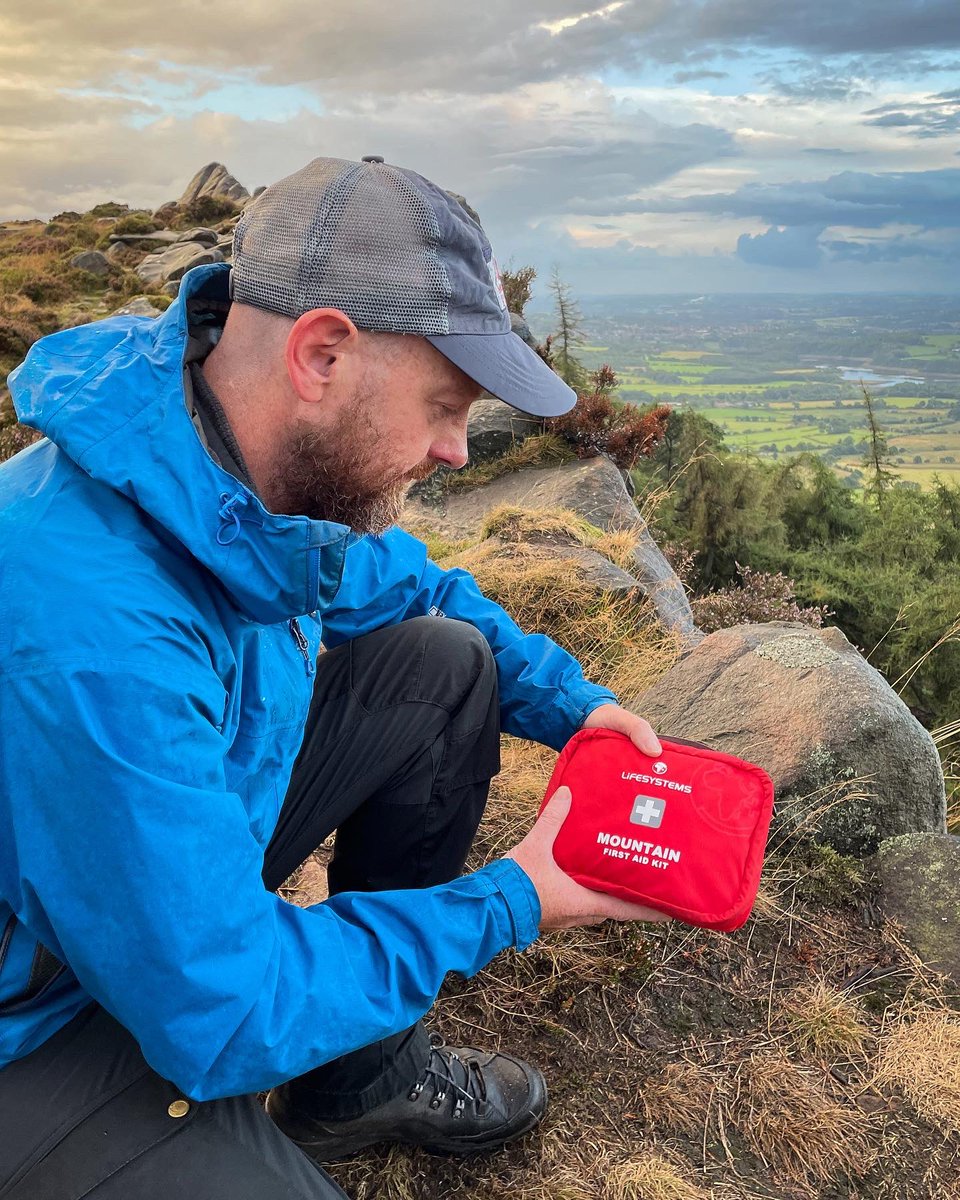 adrianconchie's tweet photo. Today is World First Aid Day! The ideal reminder to check our first aid kit is up to scratch ahead of the Winter months.. 👌🏼😊 - pictured is the Mountain First Aid Kit from @LifesystemsUK 
.
#FirstAidFirst #WorldFirstAidDay #FirstAid #outdoorsfirstaid #hiking #adventure #safety https://t.co/rhRY5f3cw8