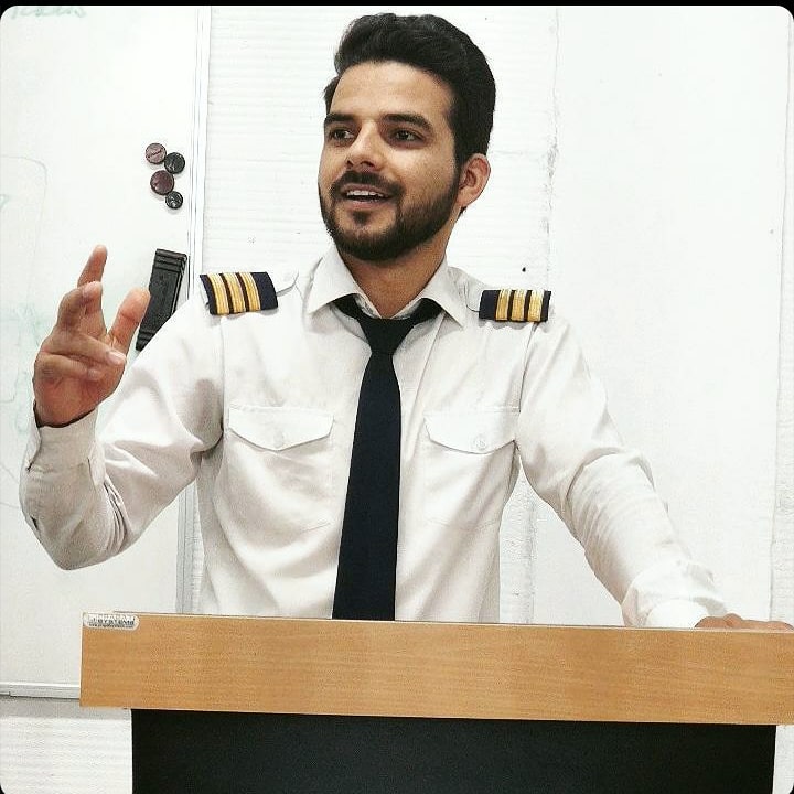 UmarMir22's tweet photo. #NewProfilePic https://t.co/dpWuB0Fto7