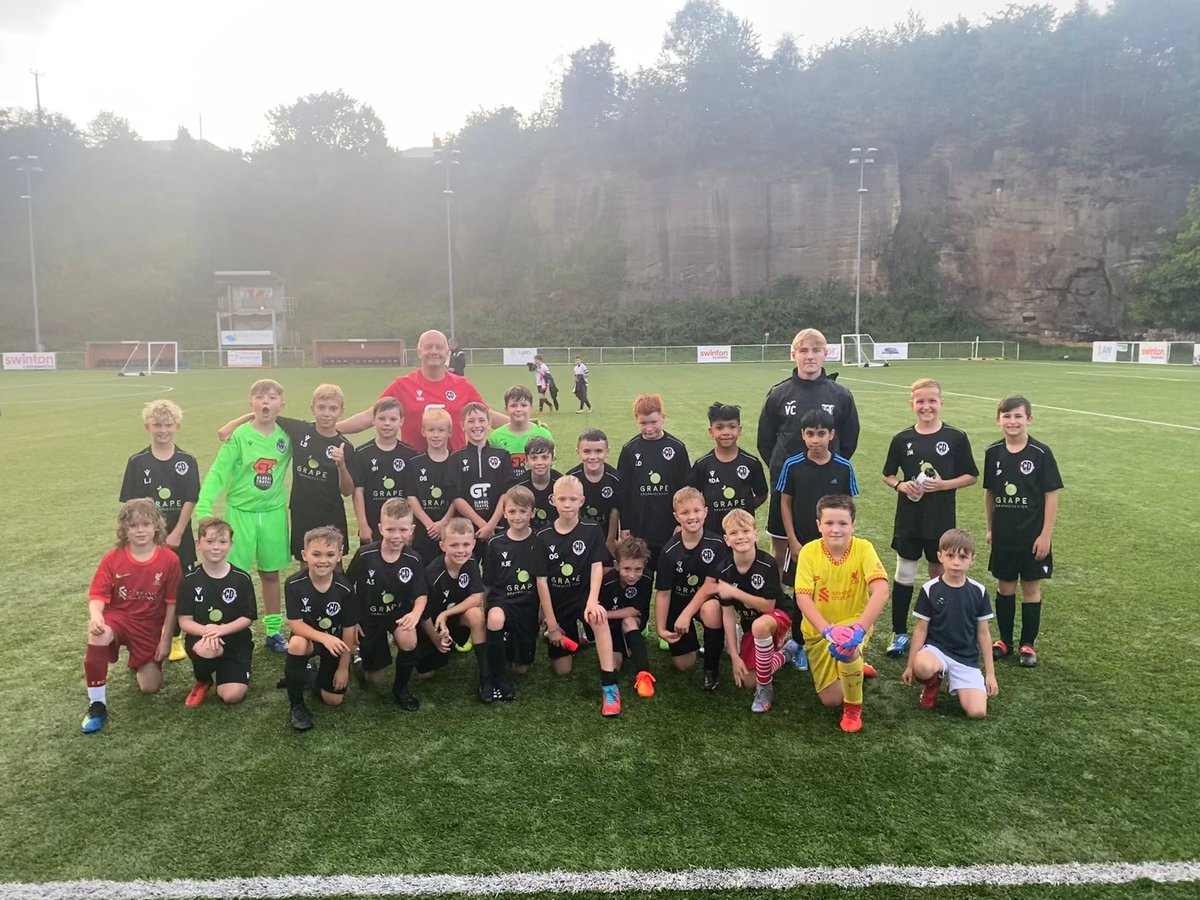 Coach Holmes (@gasptraining) on Twitter photo No players, no coaches, no kit! They said I shouldnβt/couldnβt, so I did. What a group of players, coaches & parents. More than just a club. <a href="/CefnDruids/">Cefn Druids FC</a> <a href="/druidsyouth/">Cefn Druids Academy</a> <a href="/DesWilliams1965/">Des Williams</a> <a href="/JordanHadaway_1/">Jordan</a> <a href="/mossfc1/">Darren moss</a> <a href="/Global_Wrexham/">Global Travel Worldwide</a>  <a href="/PraxisSports/">Praxis Sports Coaching</a> No players, no coaches, no kit! They said I shouldnβt/couldnβt, so I did. What a group of players, coaches & parents. More than just a club. <a href="/CefnDruids/">Cefn Druids FC</a> <a href="/druidsyouth/">Cefn Druids Academy</a> <a href="/DesWilliams1965/">Des Williams</a> <a href="/JordanHadaway_1/">Jordan</a> <a href="/mossfc1/">Darren moss</a> <a href="/Global_Wrexham/">Global Travel Worldwide</a>  <a href="/PraxisSports/">Praxis Sports Coaching</a>