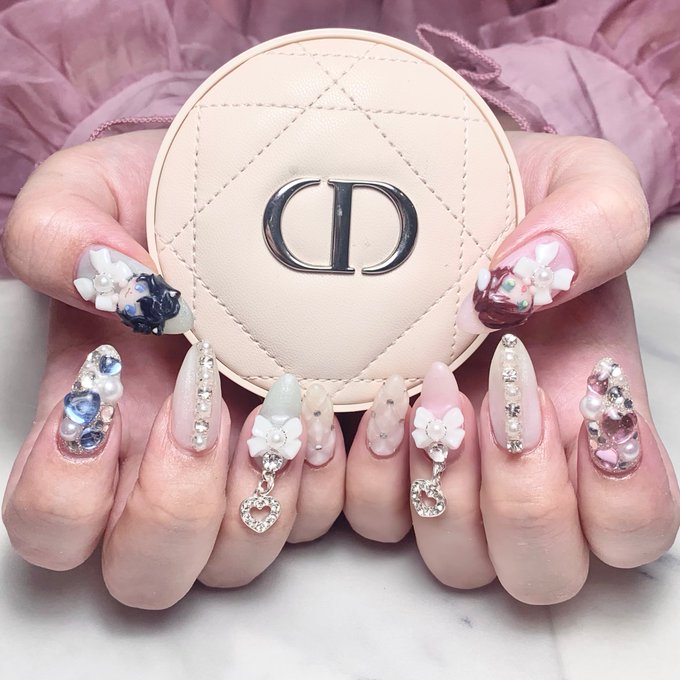 今月のネ!サンリオスローンズ3155555 