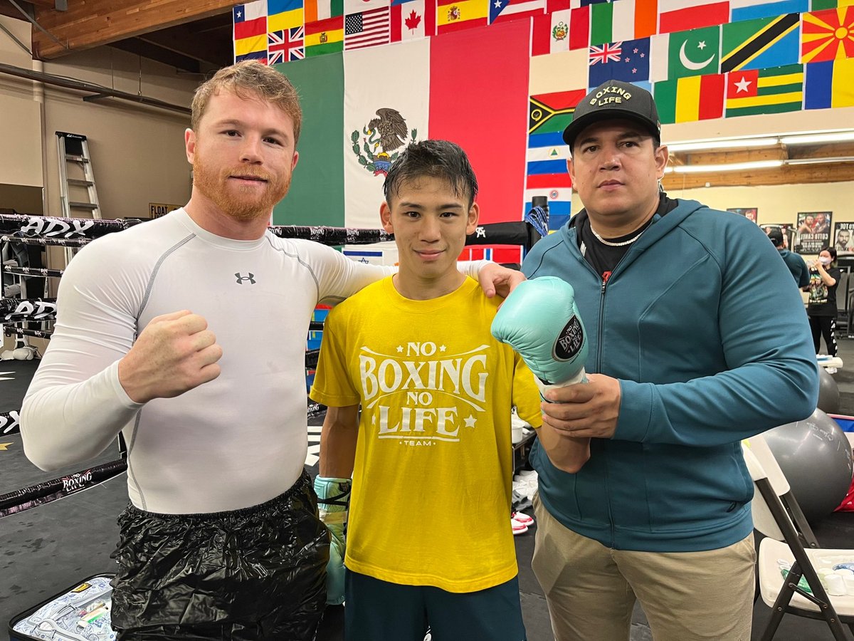smilejukiya's tweet photo. 我らがスター #canelo #eddy 📸
このショットは光栄すぎる👑👑
感謝🙏🙏🇲🇽🇲🇽
#CaneloGGG3
#STAR
#chanp
#boxing
#boxceo https://t.co/eze0LmB8eQ