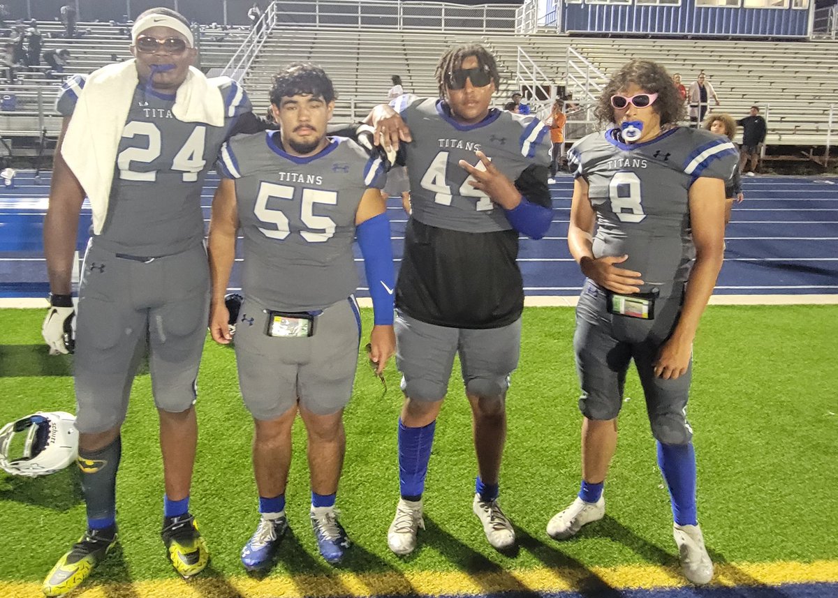 Keep Going Fellas!  Take pride in being 3-0! #44 #bigpressure