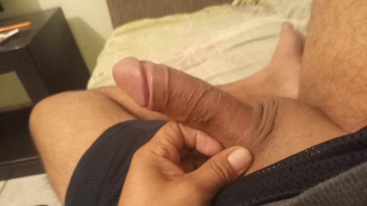 palo696969's tweet photo. @discreta_mex @ChatsCornudos Que ricas para aserme una rusa https://t.co/1dbBE1OtcJ